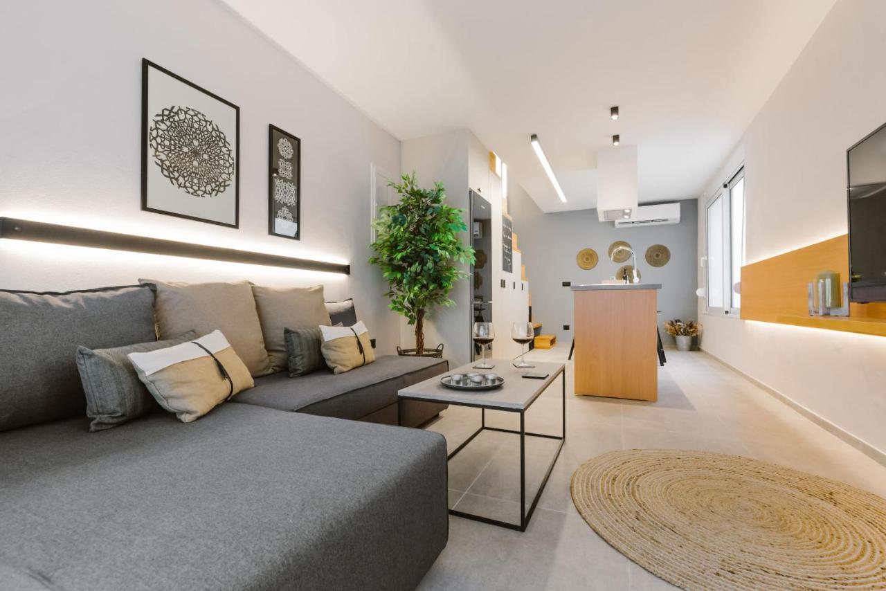 Manolis Loft Apartment, Rhodes Town Rhodes City ภายนอก รูปภาพ