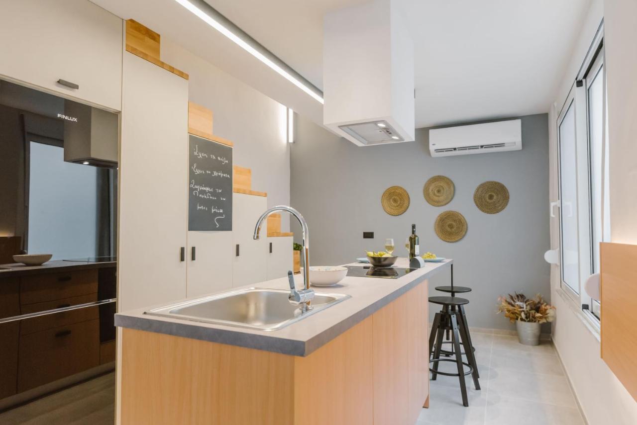 Manolis Loft Apartment, Rhodes Town Rhodes City ภายนอก รูปภาพ